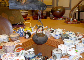 陶器／食器、茶碗、湯呑み、皿、茶道具、掛軸など